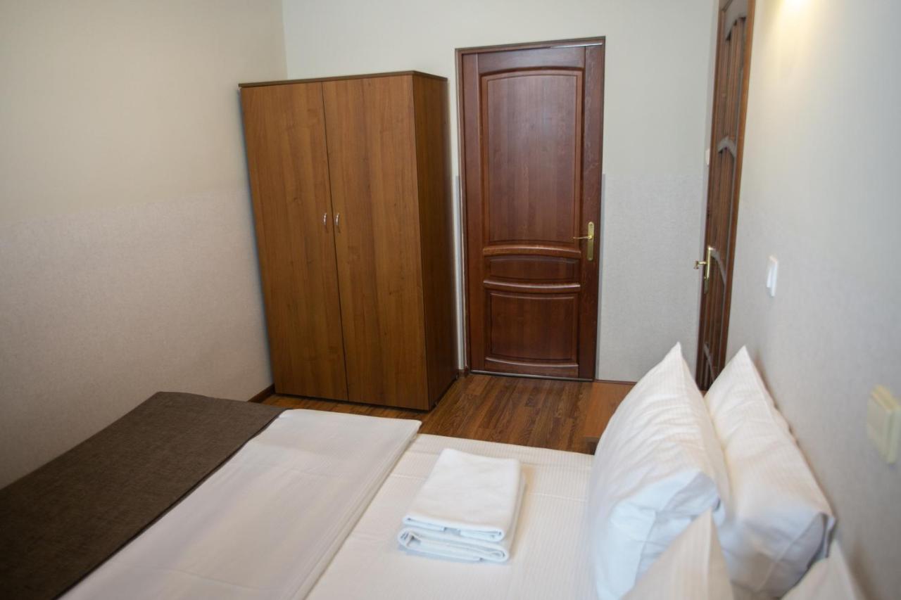 Molodezhnaya Hotel Brest Eksteriør bilde