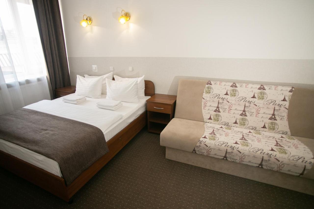 Molodezhnaya Hotel Brest Eksteriør bilde
