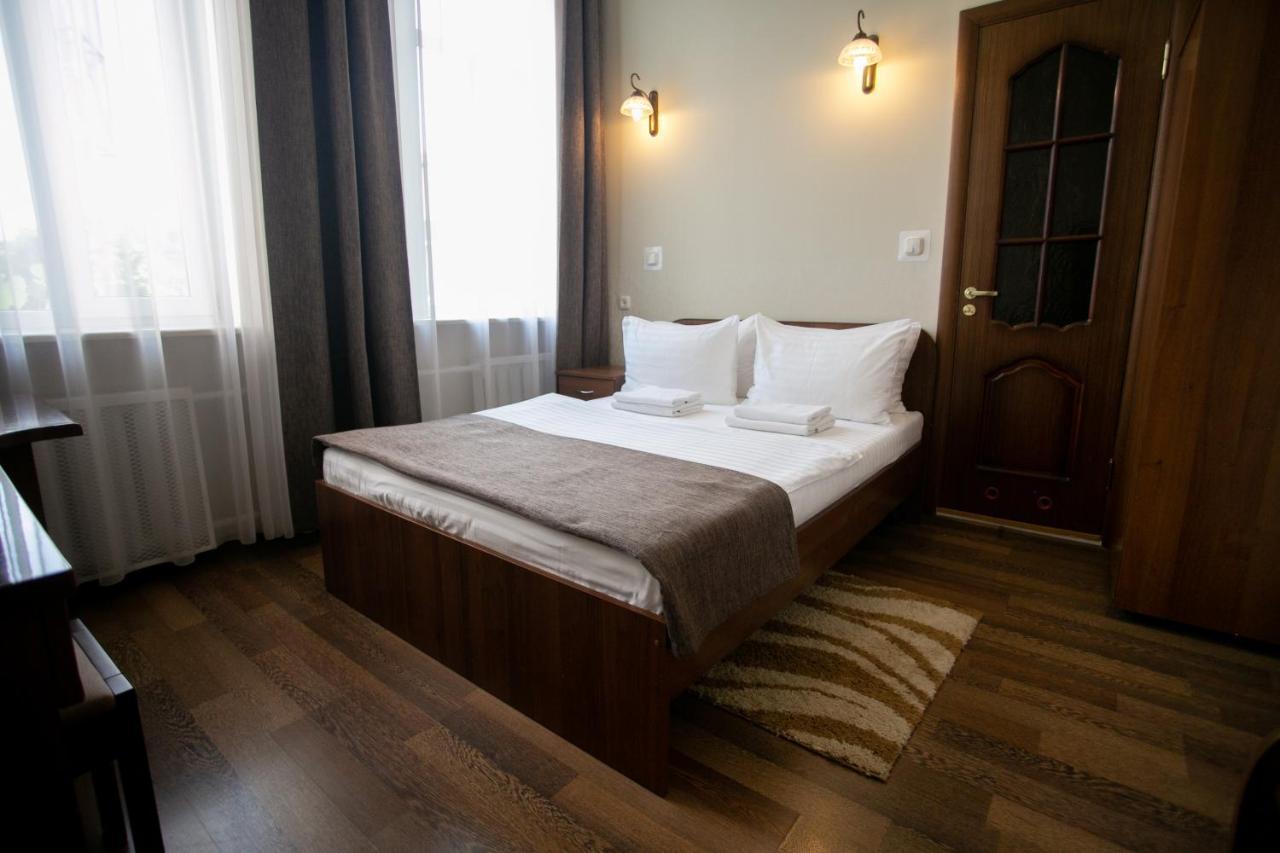 Molodezhnaya Hotel Brest Eksteriør bilde