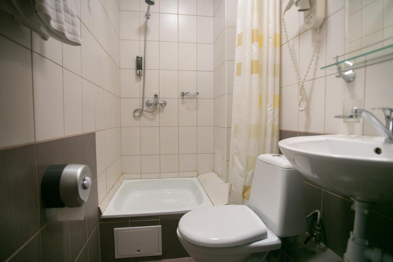 Molodezhnaya Hotel Brest Eksteriør bilde