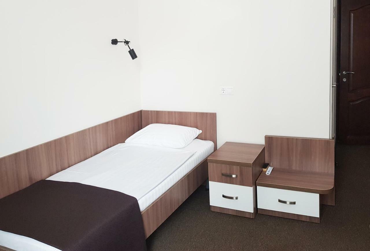 Molodezhnaya Hotel Brest Eksteriør bilde